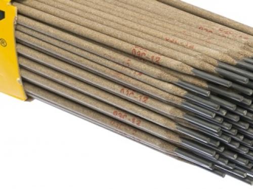 Как варить инвертором для начинающих сварщиков. Начинаем варить 19