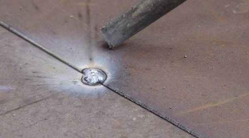 Как варить тонкий металл, чтобы его не повело. Варим тонкий металл так чтобы не прожечь