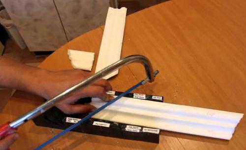 Как без стусла резать багеты. Как отрезать угол с помощью стусла 01 Как без стусла резать багеты. Как отрезать угол с помощью стусла 01