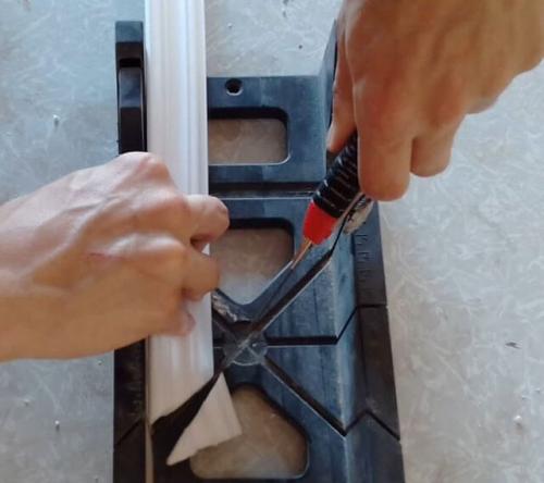 Угол потолочного плинтуса без стусла. Изготовить стусло своими руками, или купить готовое? 10 Угол потолочного плинтуса без стусла. Изготовить стусло своими руками, или купить готовое? 10