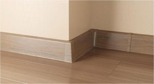 Как обрезать плинтус по 45 град. Основные разновидности напольных плинтусов
