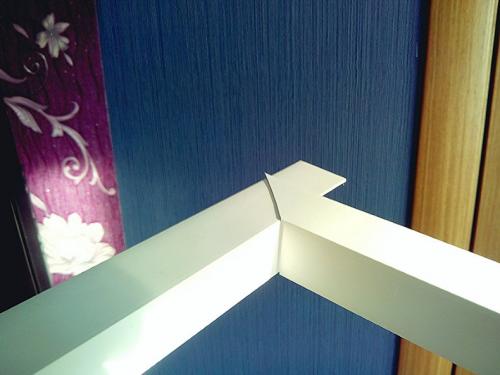 Как резать уголок под 45 градусов. Как резать пластиковые уголки на откосы: инструкция, как вырезать, обрезать и чем лучше приклеить к стене или откосу