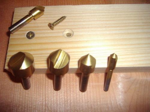 Как снять фаску 45 градусов. Самодельный инструмент для снятия фаски