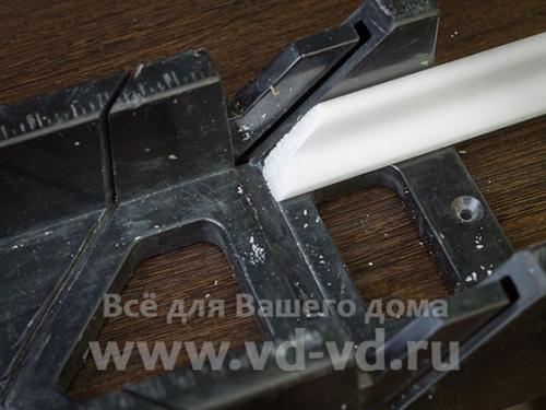 Монтаж багет в углу с использованием стусла. С помощью стусла в домашних условиях 20 Монтаж багет в углу с использованием стусла. С помощью стусла в домашних условиях 20