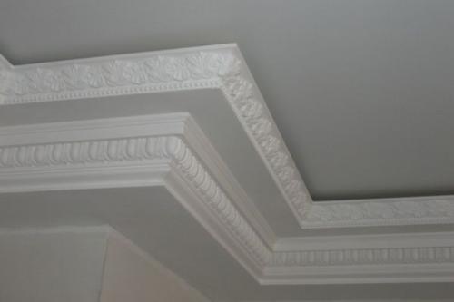 Стыковка острого угла на примере напольного плинтуса. Стыковка плинтусов в углах: вопросы и ответы