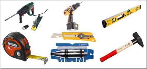 Установка пластиковой двери в деревянном доме. Необходимые инструменты и материалы