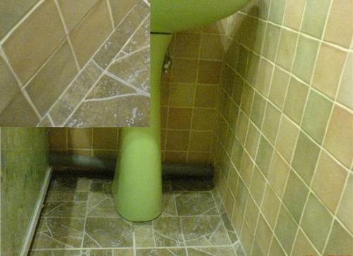 Потолочный плинтус в ванной комнате. Советы, как выбрать плинтус в ванную комнату и туалет 18