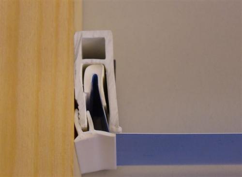 Как прикрепить багет к натяжному потолку. Виды профиля