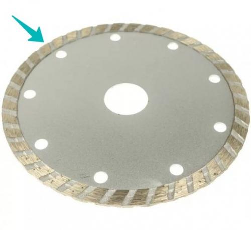 Как запилить плитку под 45 градусов болгаркой. Резка плитки болгаркой