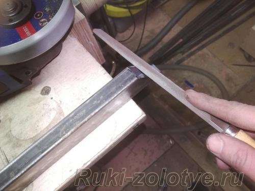Как разрезать профильную трубу по длине. Как ровно отрезать профильную трубу болгаркой 11
