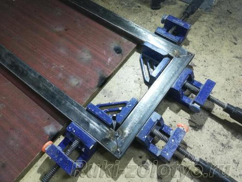 Как разрезать профильную трубу по длине. Как ровно отрезать профильную трубу болгаркой 12