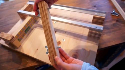 Шаблон 45 градусов. Процесс изготовления приспособления для дисковой пилы