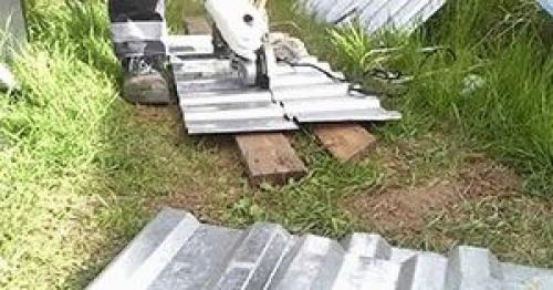 Резка профлиста своими руками. Резка профлиста «без косяков» 06